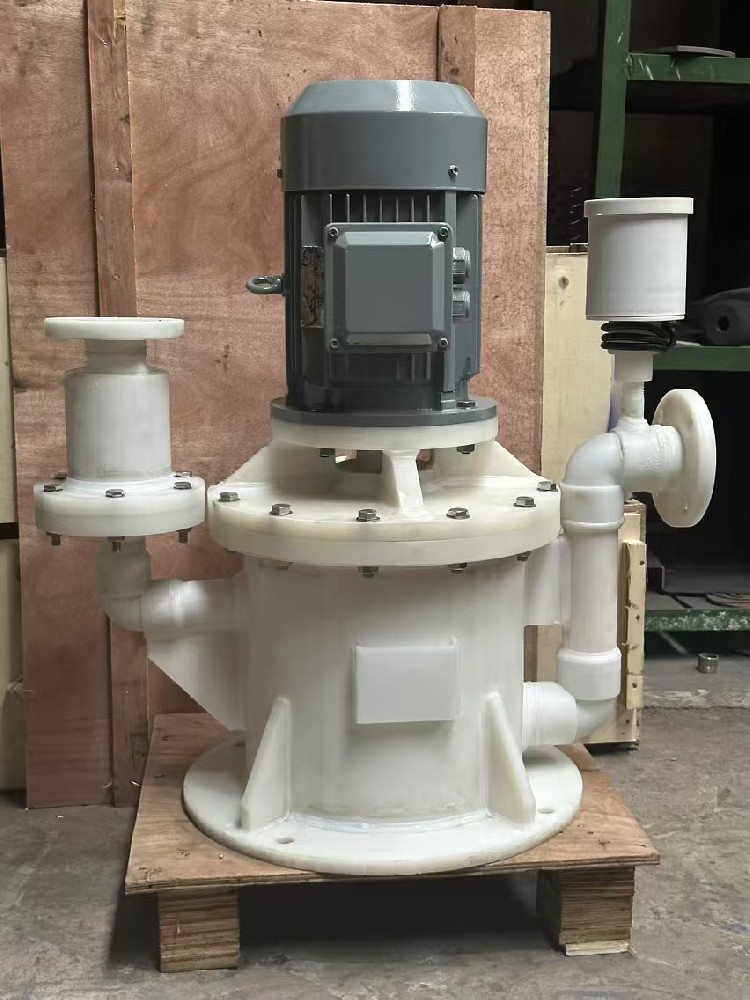 無密封自控自吸泵是如何工作的？